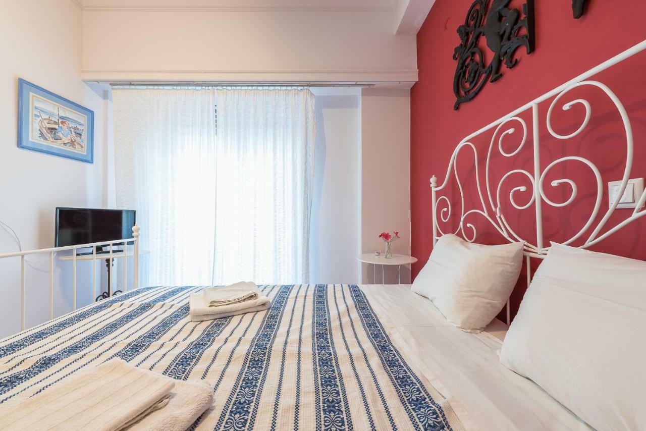 Centre Flat 2 Min. From Evangelismos Metro