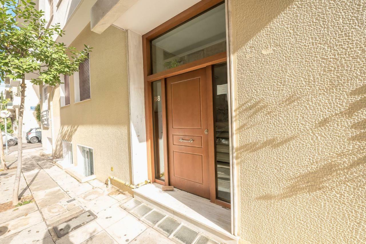 Centre Flat 2 Min. From Evangelismos Metro Athens