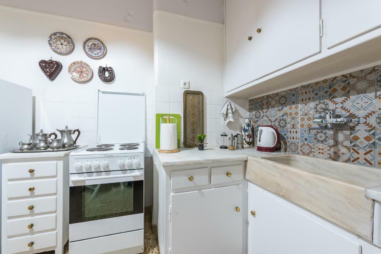 Centre Flat 2 Min. From Evangelismos Metro Apartment